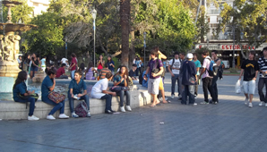 Con la vuelta al cole, volvieron los clásicos viernes en la Plaza 25 Con la vuelta al cole, volvieron los clásicos viernes en la Plaza 25