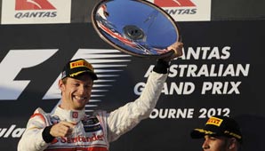 Jenson Button metió primera Jenson Button metió primera