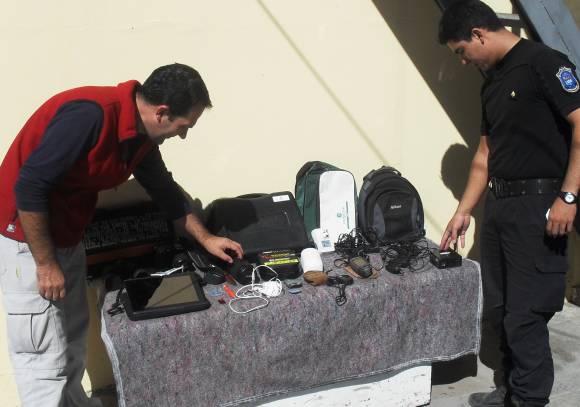 Hallan cosas robadas a enduristas Hallan cosas robadas a enduristas