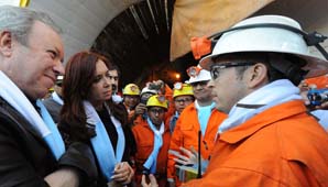 CFK defendió la minería y puso de ejemplo Lama-Pascua CFK defendió la minería y puso de ejemplo Lama-Pascua