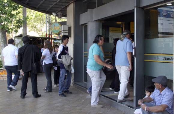 Los feriados terminarán beneficiando a jubilados Los feriados terminarán beneficiando a jubilados