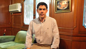 Un intendente santafecino sucederá a Schiavi Un intendente santafecino sucederá a Schiavi