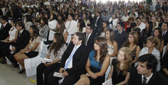 La UCCuyo despidió a egresados La UCCuyo despidió a egresados