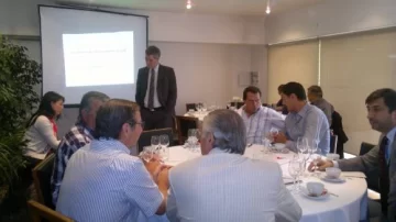 Especialistas dieron recomendaciones a las empresas familiares Especialistas dieron recomendaciones a las empresas familiares