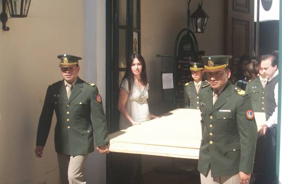 Bandera de Cabot, en mano de sanjuaninos Bandera de Cabot, en mano de sanjuaninos