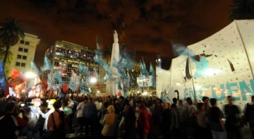 Oficialismo y oposición de San Juan, respaldan el plan Oficialismo y oposición de San Juan, respaldan el plan