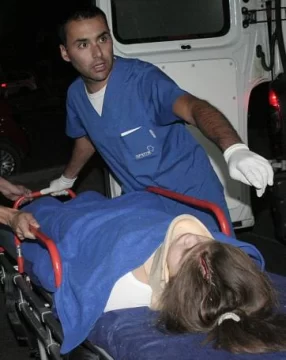 Viajaban a una procesión y casi se matan en un vuelco Viajaban a una procesión y casi se matan en un vuelco