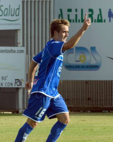 Rafaela se aleja de todo peligro Rafaela se aleja de todo peligro