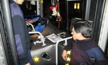 Un chofer llevaba droga en su micro Un chofer llevaba droga en su micro