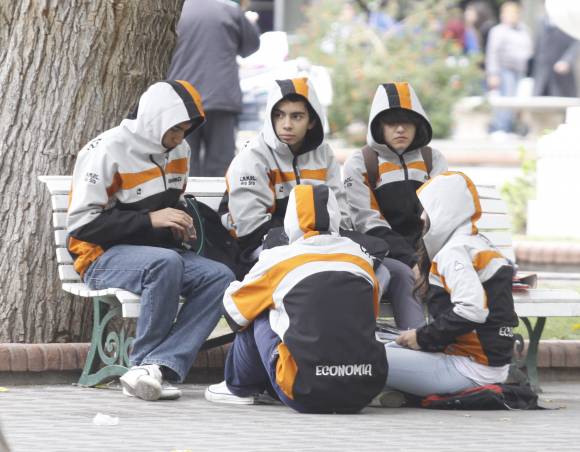 Una tela especial, lo top en camperas de egresados Una tela especial, lo top en camperas de egresados