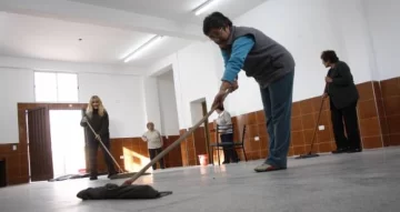 Cuarteto y fuegos de artificio para inaugurar salón de usos múltiples Cuarteto y fuegos de artificio para inaugurar salón de usos múltiples