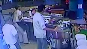 Brutal crimen en una pizzería conmueve a Uruguay Brutal crimen en una pizzería conmueve a Uruguay