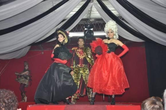 Albardón, brilla y ayuda Albardón, brilla y ayuda