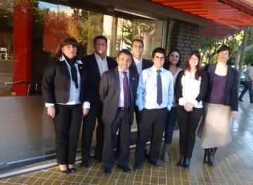 Natania invierte Natania invierte