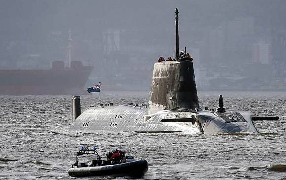 Londres anuncia envío de submarino nuclear Londres anuncia envío de submarino nuclear