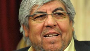 Moyano: “No quiero que se reforme la Constitución para que se eternicen en el poder” Moyano: “No quiero que se reforme la Constitución para que se eternicen en el poder”