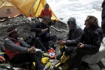 Hito mundial de escaladores de Argentina en la cima del planeta Hito mundial de escaladores de Argentina en la cima del planeta