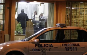 Con un arma, robó unos $7.000 en pleno microcentro Con un arma, robó unos $7.000 en pleno microcentro