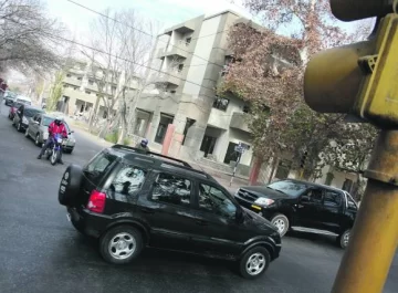 Sin semáforos por el error de los obreros de una obra Sin semáforos por el error de los obreros de una obra