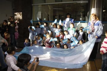 Con los colores de la Patria Con los colores de la Patria