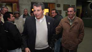 Con mas del 50% de las mesas escrutadas, habrá segunda vuelta entre Nasisi y Bloch Con mas del 50% de las mesas escrutadas, habrá segunda vuelta entre Nasisi y Bloch