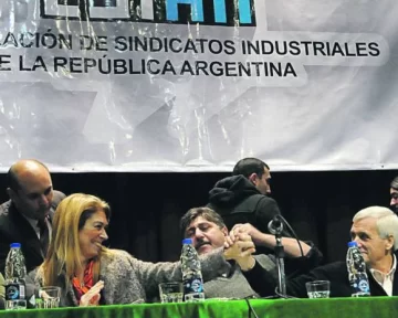 Y Caló se hace grande Y Caló se hace grande