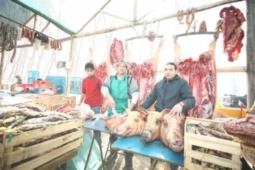 Música y ranchos típicos en una nueva edición del carneo español Música y ranchos típicos en una nueva edición del carneo español