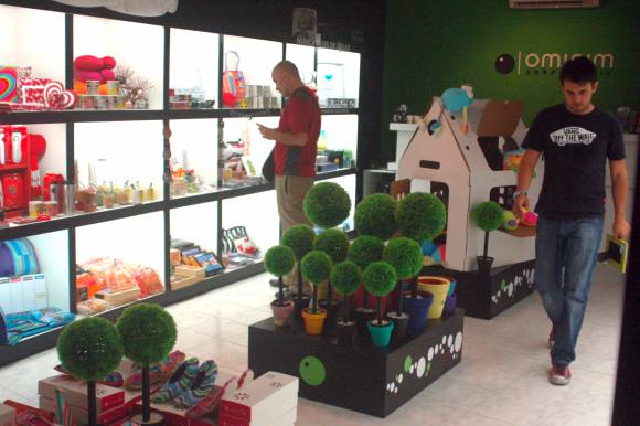 Ominim, un espacio de sorpresas Ominim, un espacio de sorpresas