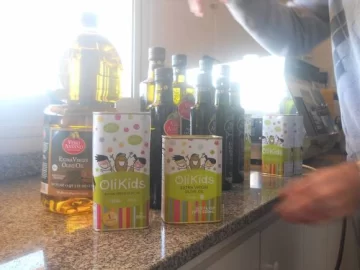 Empresa olivícola sanjuanina exporta óleo para los niños Empresa olivícola sanjuanina exporta óleo para los niños