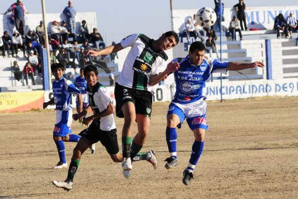 Con un partidazo entre 9 de Julio y San Martín culminó la fecha 12 Con un partidazo entre 9 de Julio y San Martín culminó la fecha 12