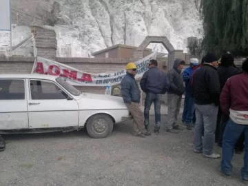El gremio intervino en dos caleras para un arreglo salarial El gremio intervino en dos caleras para un arreglo salarial