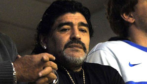 Maradona, duro con Román: “No puede traicionar al 75% del país” Maradona, duro con Román: “No puede traicionar al 75% del país”