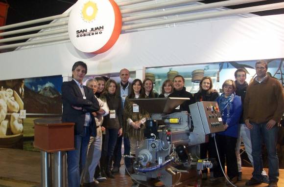 Una máquina de hacer aceite de oliva, la vedette Una máquina de hacer aceite de oliva, la vedette