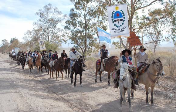 Huaco empezó con los homenajes Huaco empezó con los homenajes