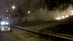 Prendieron fuego dos laterales de la avenida Circunvalación Prendieron fuego dos laterales de la avenida Circunvalación