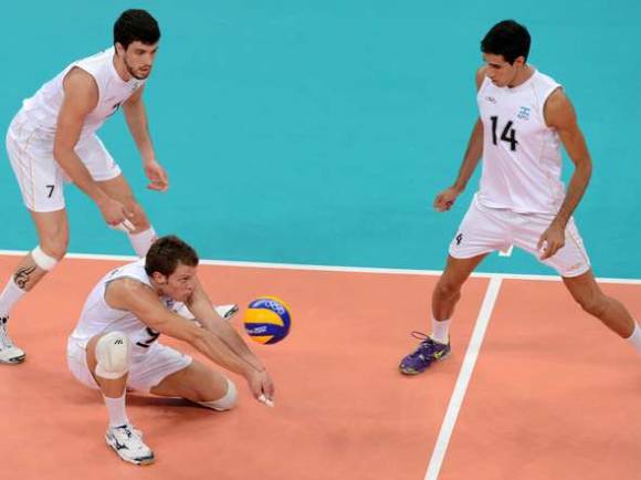 La selección de vóley no pudo con Polonia La selección de vóley no pudo con Polonia