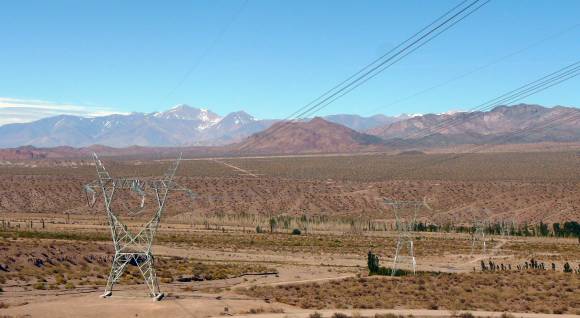 Este mes 2.500 clientes pagarán el doble de luz Este mes 2.500 clientes pagarán el doble de luz