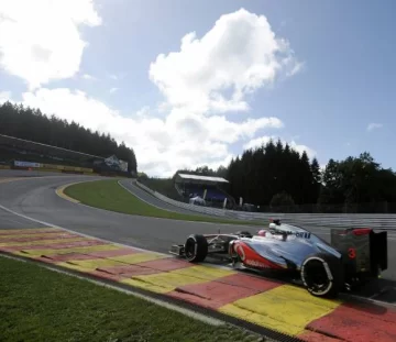 Button, la pole en Bélgica Button, la pole en Bélgica