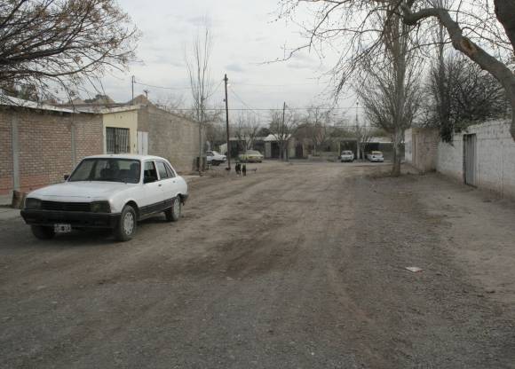 Volvieron a abrir una calle clave a la que le apareció un dueño Volvieron a abrir una calle clave a la que le apareció un dueño