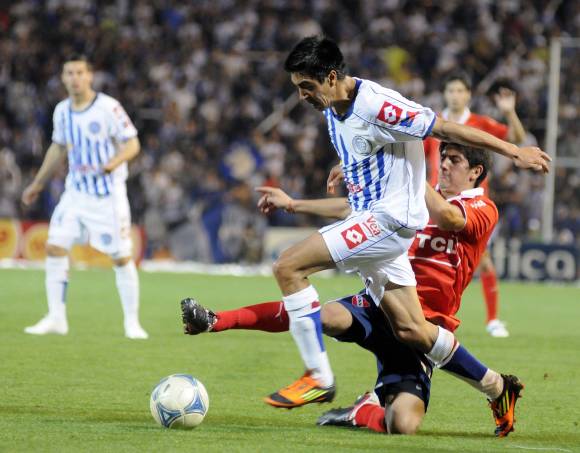 El Tomba amargó el debut del Tolo El Tomba amargó el debut del Tolo