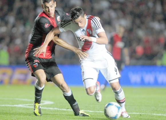 Pezzella salvó a River y le dio una mano al líder, Boca Pezzella salvó a River y le dio una mano al líder, Boca