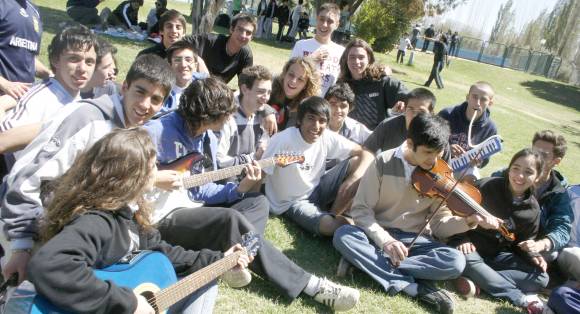 La estudiantina en la que el control fue prioridad La estudiantina en la que el control fue prioridad