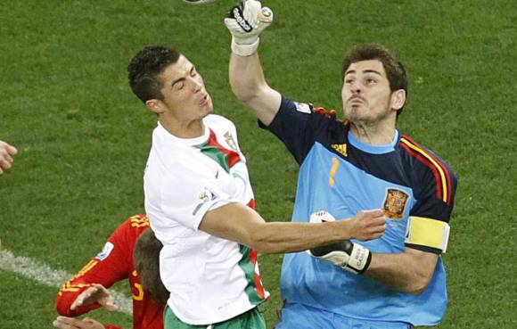 Ronaldo no sería feliz por Casillas Ronaldo no sería feliz por Casillas