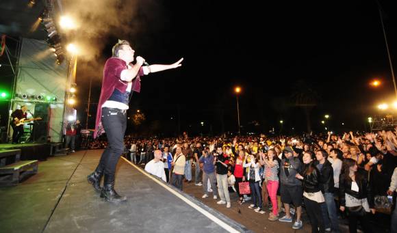 Fiesta Súper Biónica Fiesta Súper Biónica