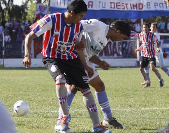 En Pocito, con varios condimentos En Pocito, con varios condimentos