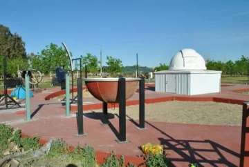 Comenzaron a instalar los instrumentos telescópicos en Exactas Comenzaron a instalar los instrumentos telescópicos en Exactas