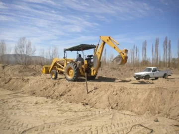 Reservorios y riego por goteo Reservorios y riego por goteo