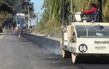 Más pavimentos: armarán un fondo de $80 millones Más pavimentos: armarán un fondo de $80 millones