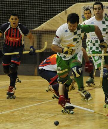 El Azulgrana le devolvió la mano y están iguales El Azulgrana le devolvió la mano y están iguales