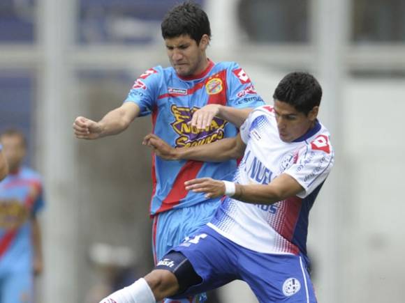 San Lorenzo empató con Arsenal y cayó a zona de descenso San Lorenzo empató con Arsenal y cayó a zona de descenso